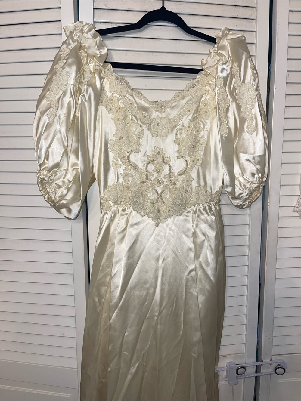 Vintage Dress Womens Satin Embroidered Gown Wedding Bridal Lace Beaded